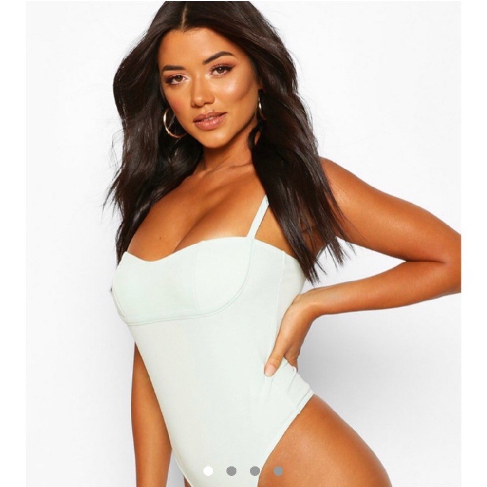 Boohoo Crape Bust Detail Bodysuit